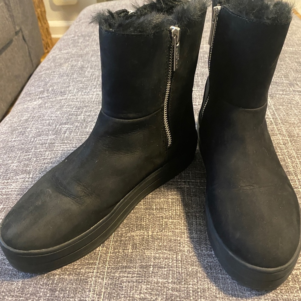 J/Slides platform booties